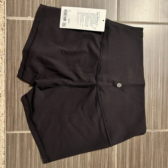 lululemon Align™ High-Rise Short 4" - Picture 7 of 8